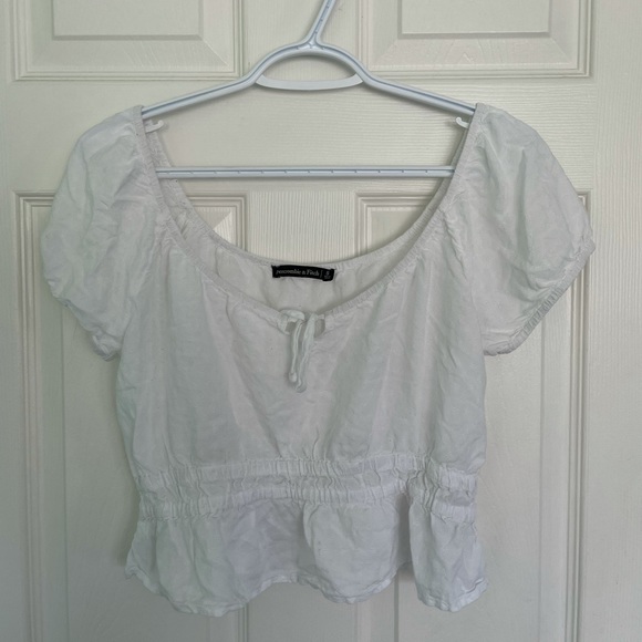Abercrombie White Peasant top - Picture 2 of 2